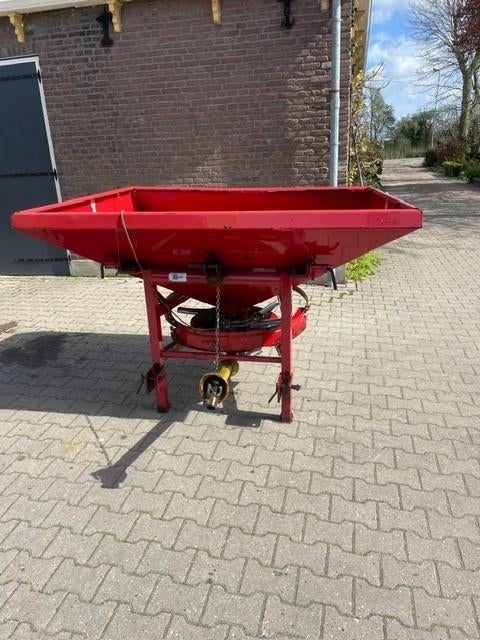 Lely Kunstmeststrooier, Ophalen, Gewasbescherming en Bemesting