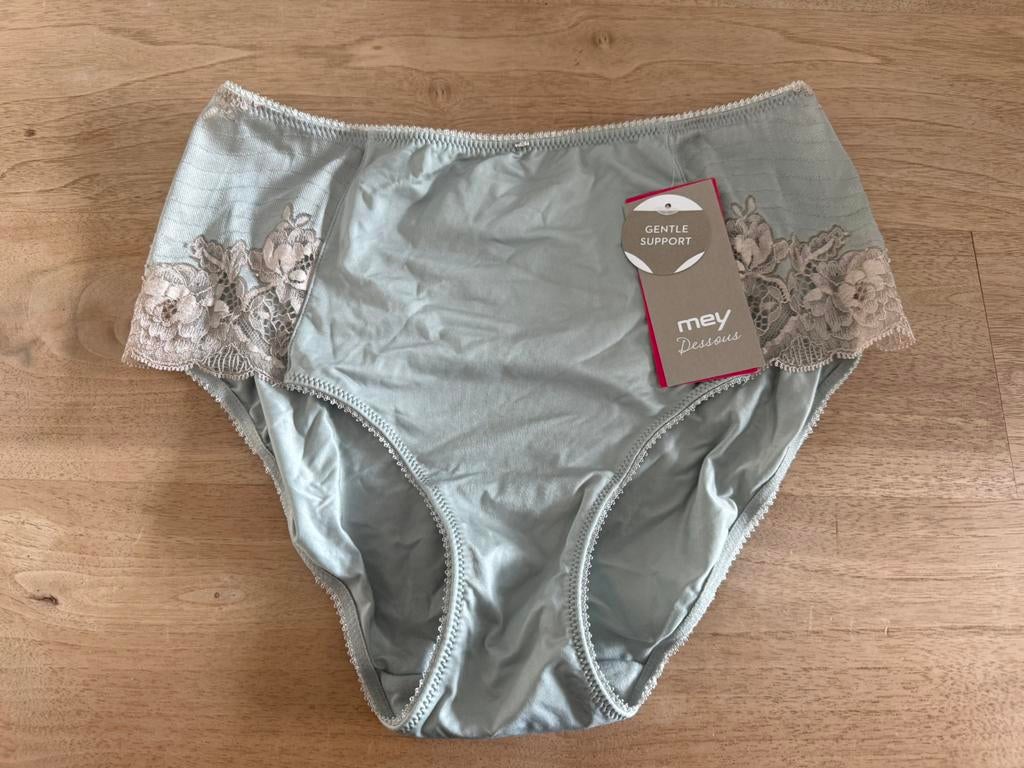 Mey slip maat 42 NIEUW! Nu €12,50, Ophalen of Verzenden, Blauw, Slip
