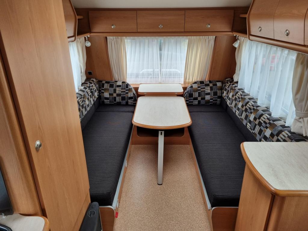 Avento Touristique Comfort 395 TCB Enkele bedden - Mover, Caravans en Kamperen, Overige typen, Standaardzit, Bedrijf, 750 - 1000 kg