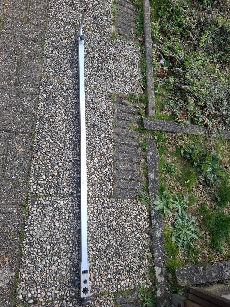 Feeder steun, Ophalen