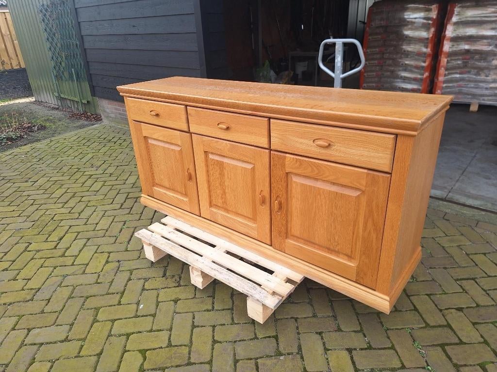 Dressoir, Ophalen, Gebruikt, Met deur(en), 150 tot 200 cm