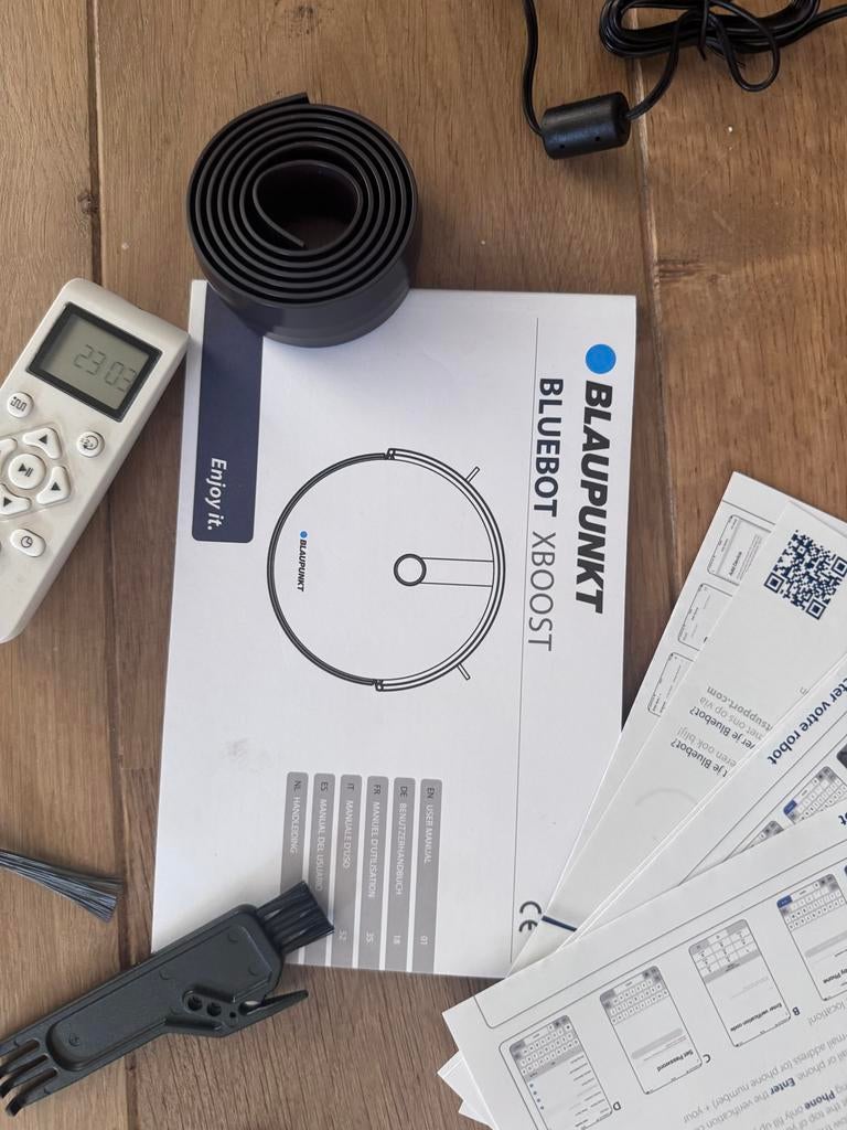 Blaupunkt Bluebot XBOOST Robotstofzuiger met dweilfunctie, Ophalen of Verzenden, Zo goed als nieuw, Reservoir, Robotstofzuiger