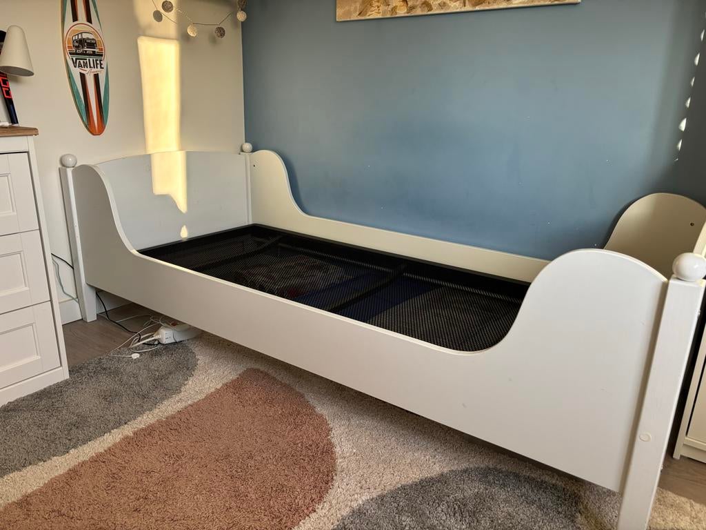 Stevig houten bed met GRATIS matras (excl. spiraal), Ophalen, Gebruikt, 90 cm, Eenpersoons