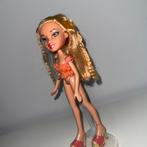 Bratz Cloe Strut It 2001 With Original Feet & Top, Ophalen of Verzenden, Zo goed als nieuw
