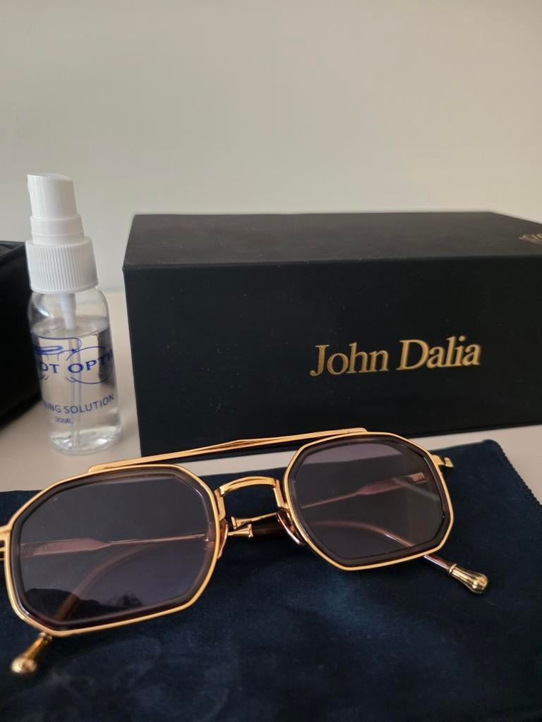 John Dalia Anthony c126 zo goed als nieuw!, Sieraden, Tassen en Uiterlijk, Zonnebrillen en Brillen | Dames, Overige merken, Zonnebril