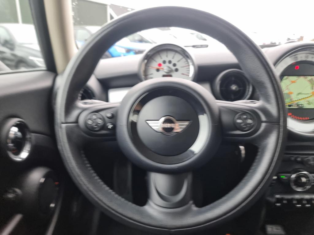 MINI Mini 1.6 One Holland Street | Navi | Airco | (bj 2013), Auto's, Voorwielaandrijving, Gebruikt, 4 cilinders, 4 stoelen