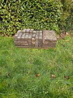 Grindtegels en koppelstenen gratis af te halen, Ophalen, Gebruikt, 5 tot 10 m², Grind