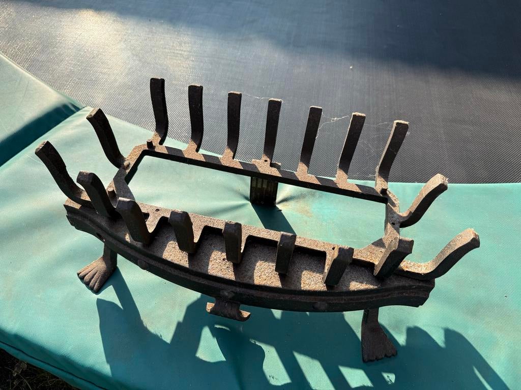 Gietijzeren stookrooster voor open haard of vuurkorf, Ophalen of Verzenden, Gebruikt, Vrijstaande haard, Houthaard