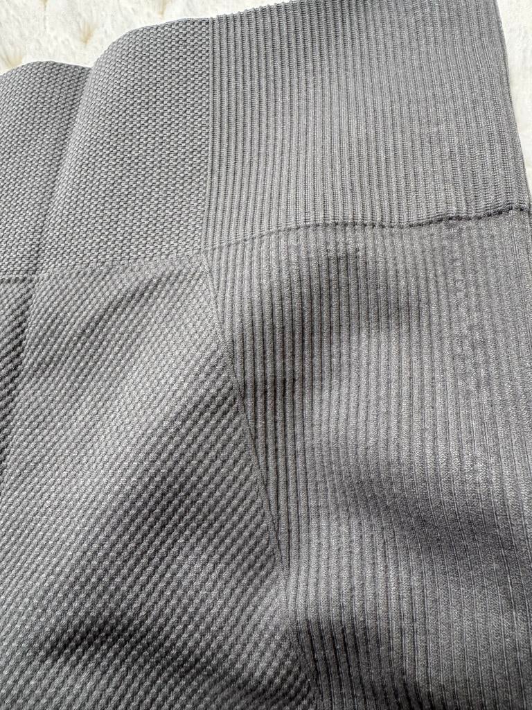 Grijze legging met structuur, Kleding | Dames, Leggings, Maillots en Panty's, Legging, Overige maten, Ophalen of Verzenden, Grijs