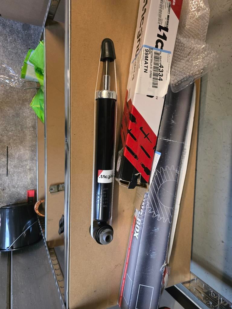 Bmw e39 touring schokbrekers, Ophalen of Verzenden, Nieuw, BMW