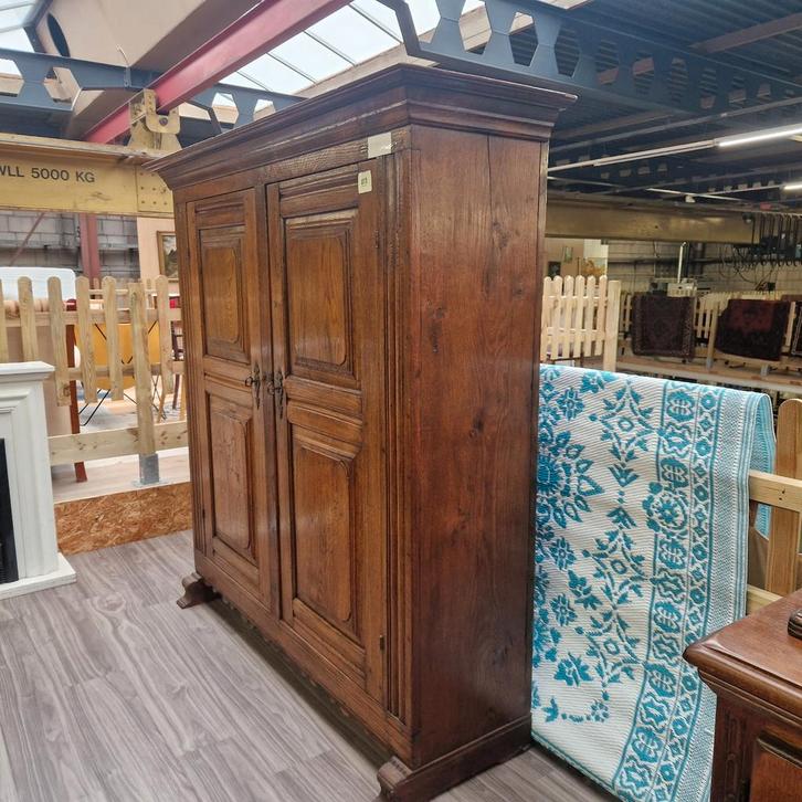 Antieke dekenkast, Antiek en Kunst, Antiek | Meubels | Kasten, Ophalen