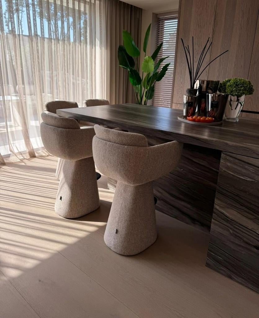 2x Anna barkruk bronze showroommodel - The Grand Collection, 60 tot 90 cm, Nieuw, Met voetsteun, Ophalen of Verzenden