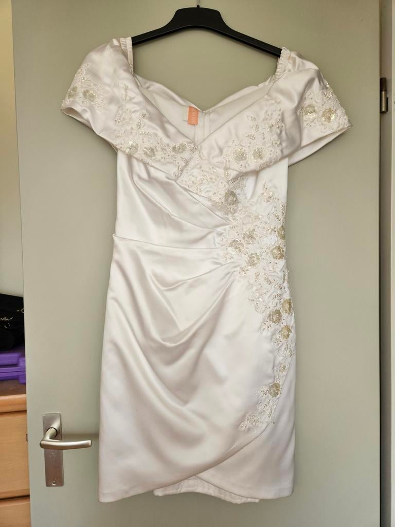 Mooie witte trouwjurk, Ophalen of Verzenden, Zo goed als nieuw, Wit, Trouwjurk