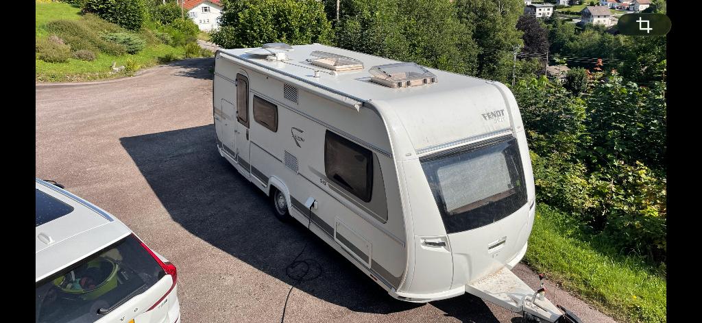 Fendt Saphir 515 skm 2016, Caravans en Kamperen, Caravans, 7 tot 8 meter, Treinzit, Particulier, Dwarsbed