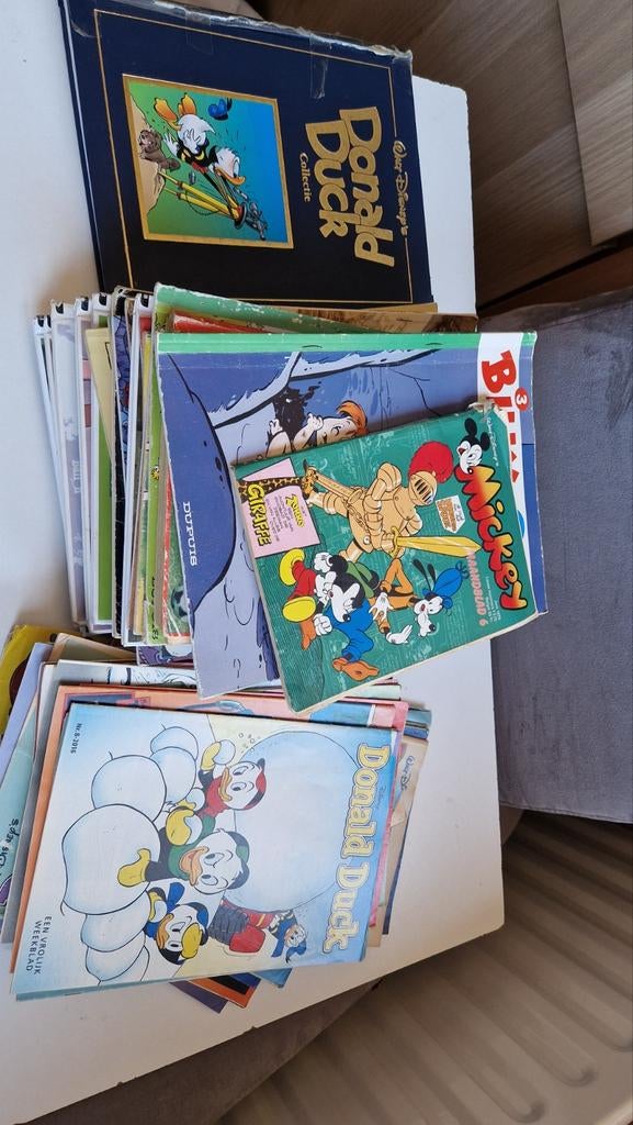 Grote collectie stripboeken: Donald Duck, Storm, Lucky Luke, Boeken, Stripboeken, Meerdere stripboeken, Ophalen of Verzenden, Gelezen