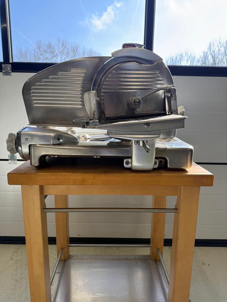 Berkel 834 snijmachine professioneel, Ophalen, Zo goed als nieuw