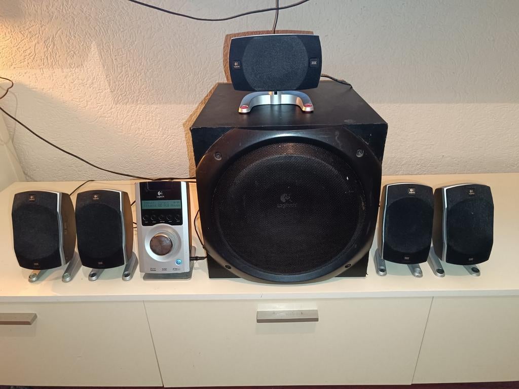 Logitech Z-5500 5.1 Surround Sound Systeem Compleet, Gebruikt, Complete surroundset, 120 watt of meer, Ophalen