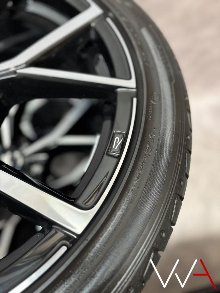 19” Volkswagen T Roc R “Estoril” velgen Passat 2GA DEMO, 19 inch, -, -, Banden en Velgen
