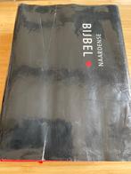 Naardense Bijbel (erg gelezen) 2005, Boeken, Ophalen of Verzenden, Gelezen