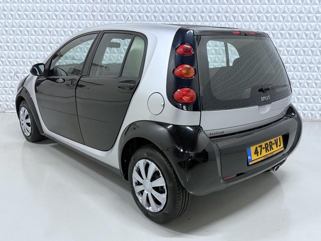 Smart Forfour 1.1 pulse Airco + Carkit + Elektrische ramen +, Auto's, Smart, Voorwielaandrijving, Stof, Origineel Nederlands, Bedrijf
