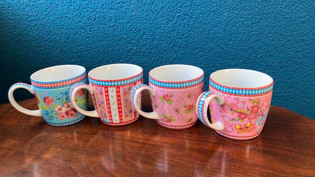 Pip studio. Grote mokken. Nieuw, Huis en Inrichting, Keuken | Servies, Nieuw, Ophalen of Verzenden, Overige stijlen, Kop(pen) en/of Schotel(s)