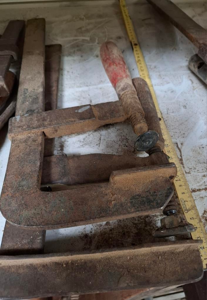 Oude robuuste lijmklemmen 2 stuks, vintage gereedschap, Ophalen, Gebruikt