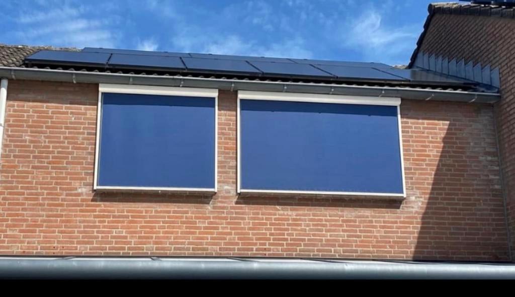 Elektrische Sunscreens, Doe-het-zelf en Verbouw, Rolluiken, Ophalen, Zo goed als nieuw, Overige kleuren, 200 cm of meer