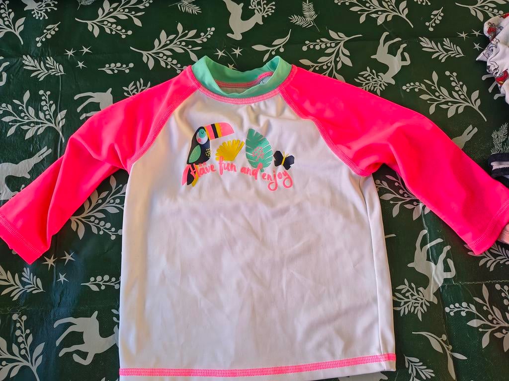 Zwem shirt 98/104, Zwemschoenen, Maat 98, Meisje, Ophalen of Verzenden