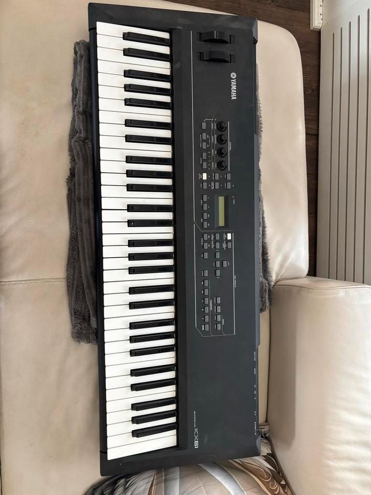 Yamaha KX61 USB Keyboard Studio MIDI Controller, Muziek en Instrumenten, Keyboards, Zo goed als nieuw, 61 toetsen, Yamaha, Aanslaggevoelig