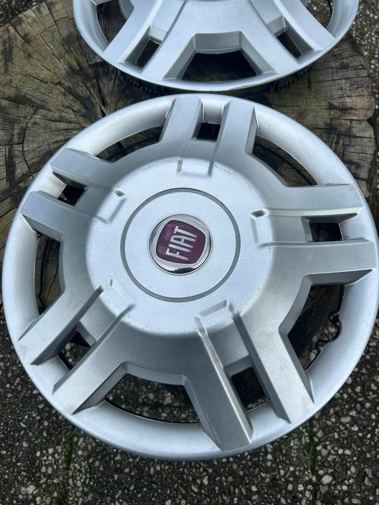 Wieldoppen Fiat Ducato 15inch, Auto diversen, Wieldoppen, Ophalen of Verzenden, Zo goed als nieuw