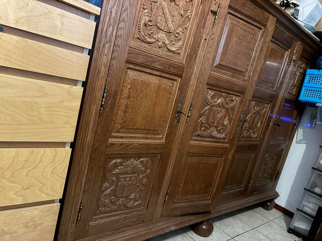 Mooie vakken kast, Ophalen