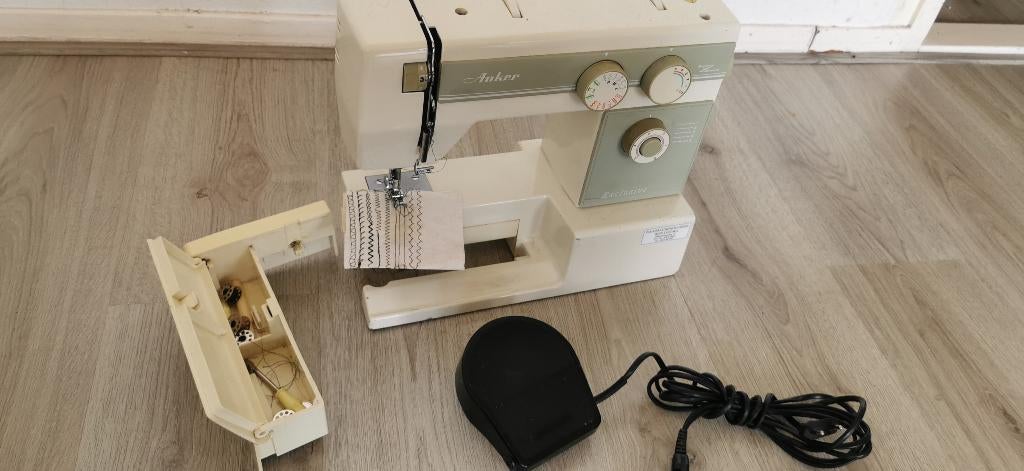 Naaimachine Anker 995XL Zo goed als nieuw, Hobby en Vrije tijd, Naaimachines en Toebehoren, Ophalen of Verzenden, Zo goed als nieuw