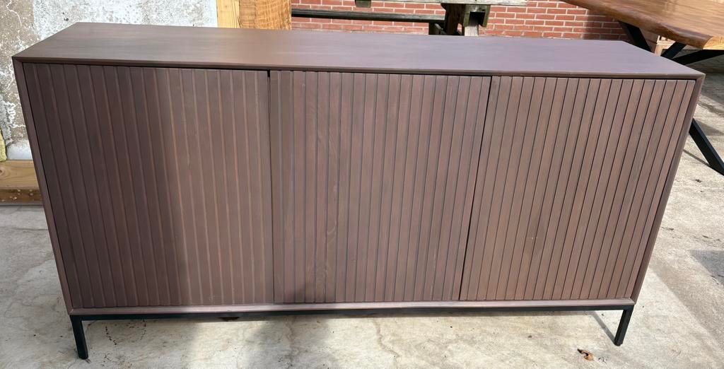 Madison dressoir walnoot 165 cm – NU €325 – NIEUW, Huis en Inrichting, Kasten | Dressoirs, Ophalen, 150 tot 200 cm, Nieuw, Metaal