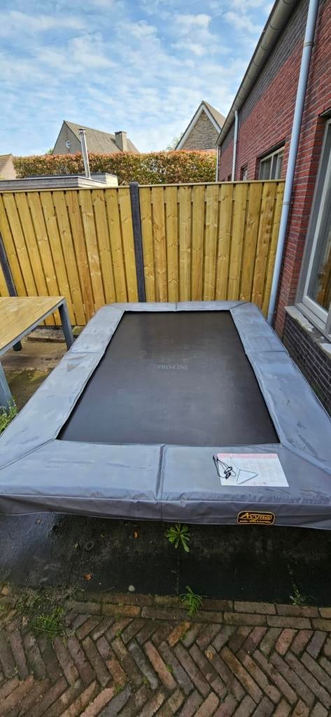 Avyna Pro-Line Trampoline 200x300cm, Kinderen en Baby's, Speelgoed | Buiten | Trampolines, Ophalen, Gebruikt