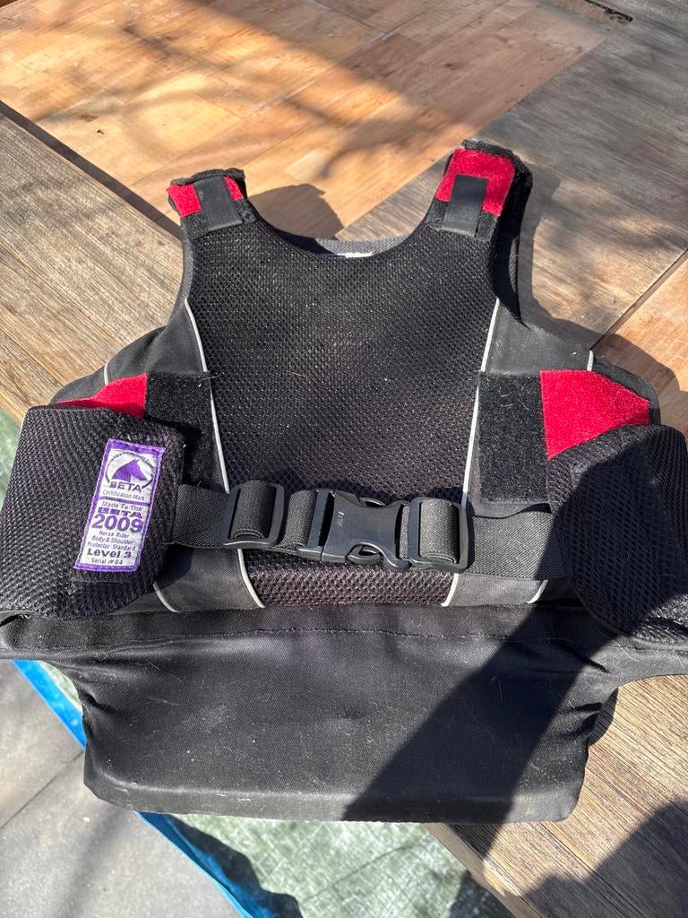 Nette bodyprotector voor kind, Ophalen of Verzenden, Zo goed als nieuw, Overige soorten