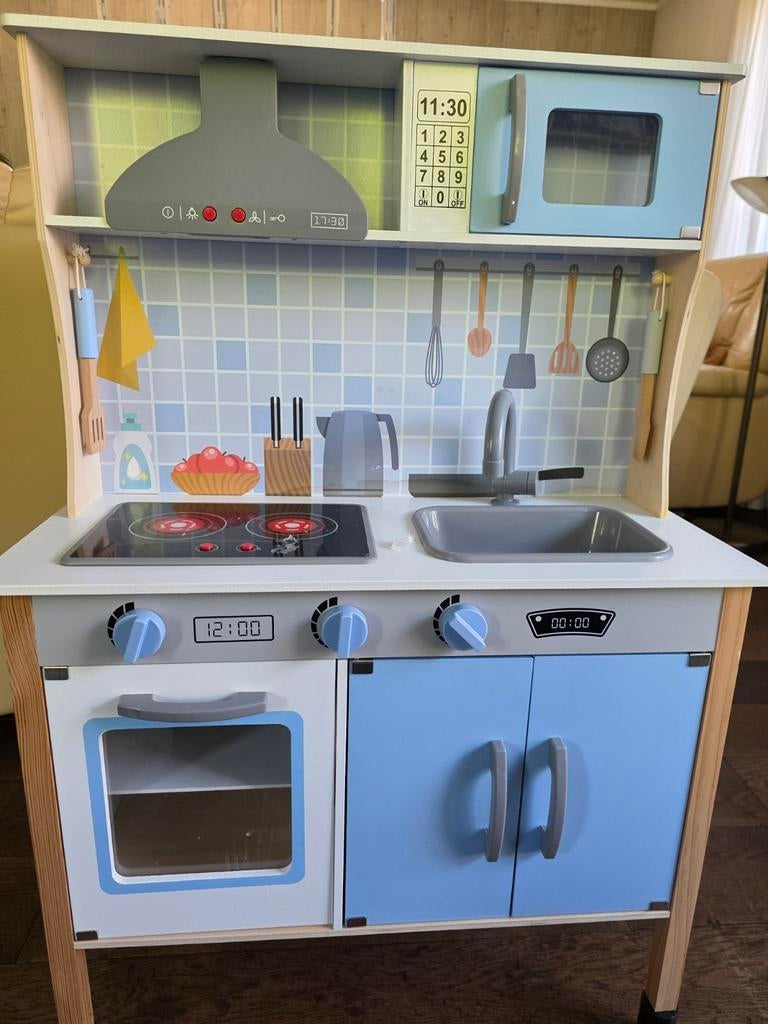 IKEA kinderkeuken met houten achtergrond en afzuigkap, Ophalen of Verzenden, Gebruikt, Hout, Speelkeuken