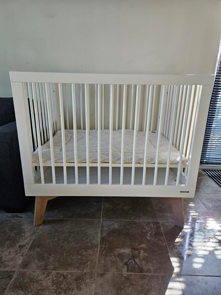 Kidsmill Sixties Box, Baby/Peuterbed en Commode Set, Ophalen, Gebruikt, Ledikant