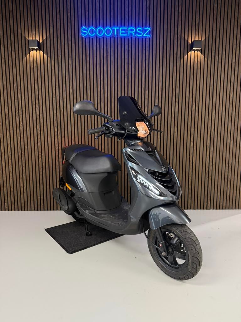 Piaggio zip 4t 2v|Sp look|Alpha Led|Carburateur|Fenom, Ophalen, Zo goed als nieuw, Benzine, Zip