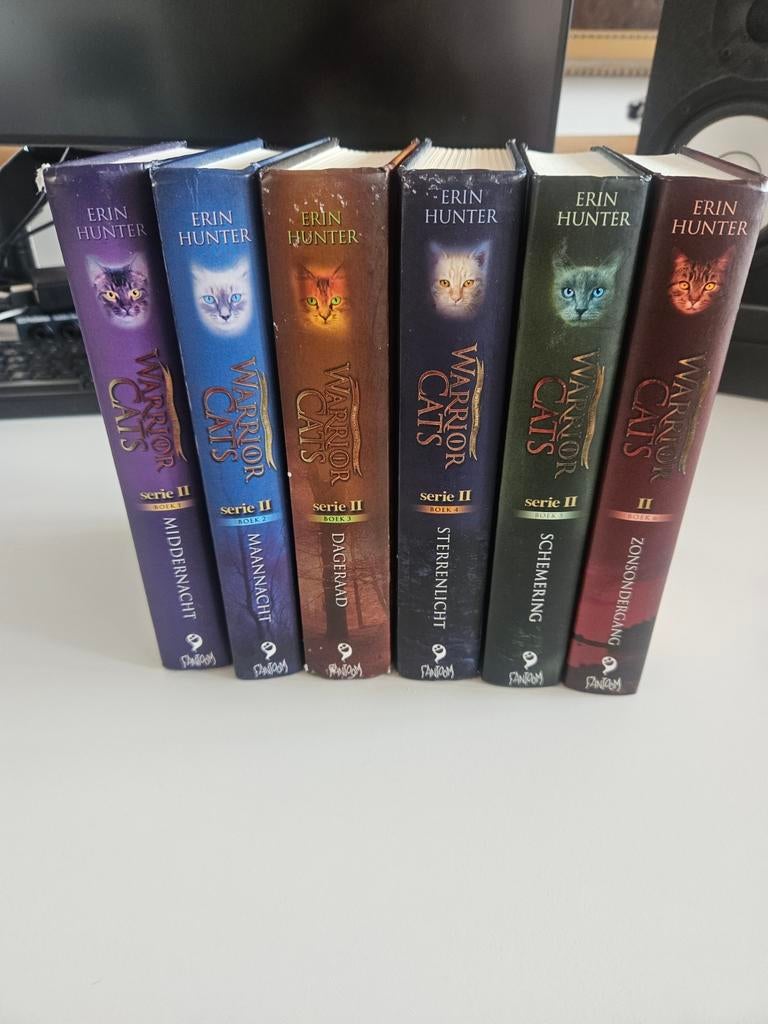 Warrior Cats Serie 2: De Nieuwe Profetie - Complete Set, Boeken, Romans, Gelezen, Nederland, Ophalen of Verzenden