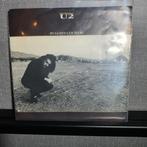 U2 - In Gods country / Bullet the blue sky / Running to, Cd's en Dvd's, Vinyl Singles, Ophalen of Verzenden, Gebruikt