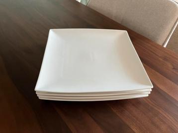 4 x Maxwell Williams dinerborden, 26cm x 26cm beschikbaar voor biedingen
