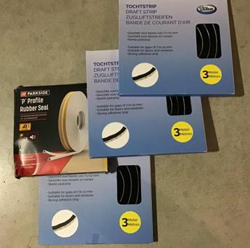 4 nieuwe pakjes Tocht band  beschikbaar voor biedingen