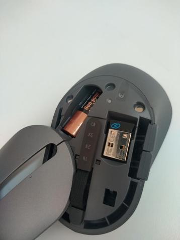 Dell wireless mouse RF/Bluetooth (2x) beschikbaar voor biedingen
