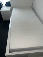 Ikea MALM bedframe + LONSET lattenbodem + matras + nachtkast, 90 cm, Ophalen of Verzenden, Wit, Zo goed als nieuw