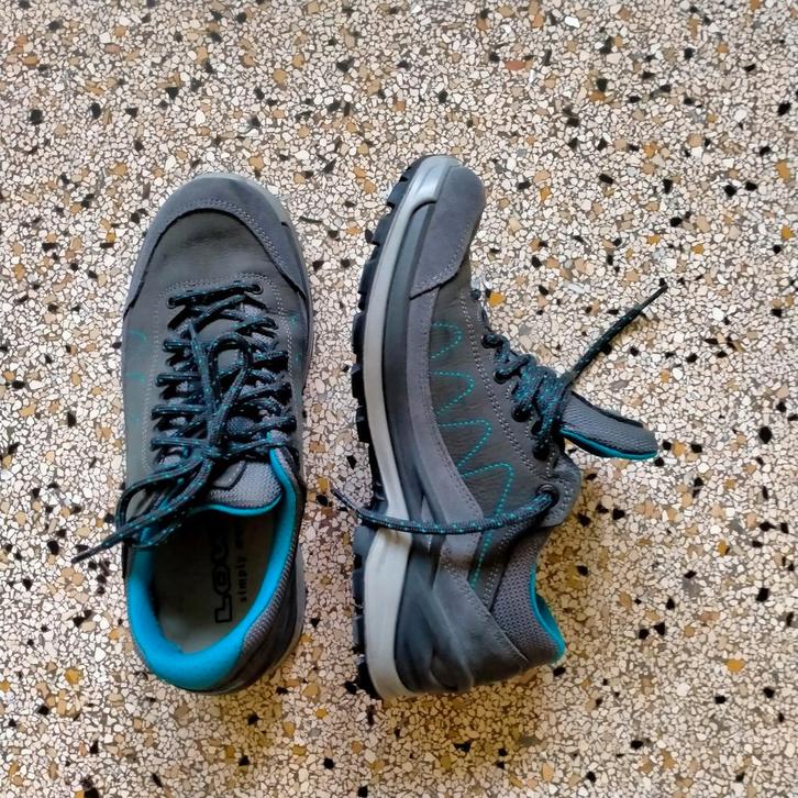 Lowa Toro pro gtx lo Ws, Sport en Fitness, Bergsport en Wandelen, Zo goed als nieuw, Schoenen, Ophalen of Verzenden