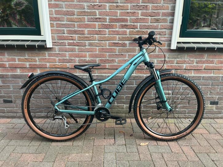 Prachtige Cube Access! Uit 2023, zeer nette staat. 27,5 / XS, Fietsen en Brommers, Fietsen | Mountainbikes en ATB, Zo goed als nieuw