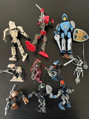 9 Lego Bionicles 
