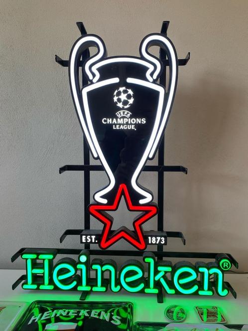 Heineken Champions League Set – Neon Licht + Borden, Verzamelen, Merken en Reclamevoorwerpen, Zo goed als nieuw, Lichtbak of (neon) lamp