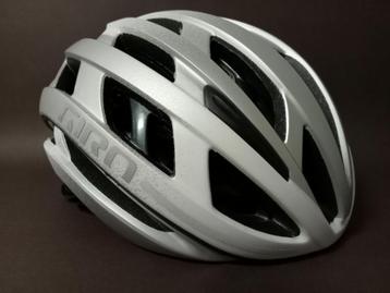 Te koop  NIEUW:    GIRO HELIOS SPHERICAL MIPS    fietshelm  beschikbaar voor biedingen