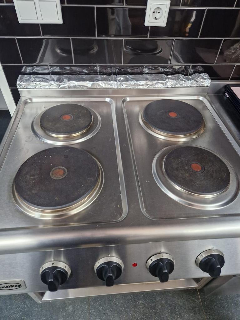 CombiSteel Elektrisch Fornuis - Horeca Keuken, Ophalen of Verzenden, Gebruikt, Fornuis, Frituur en Grillen